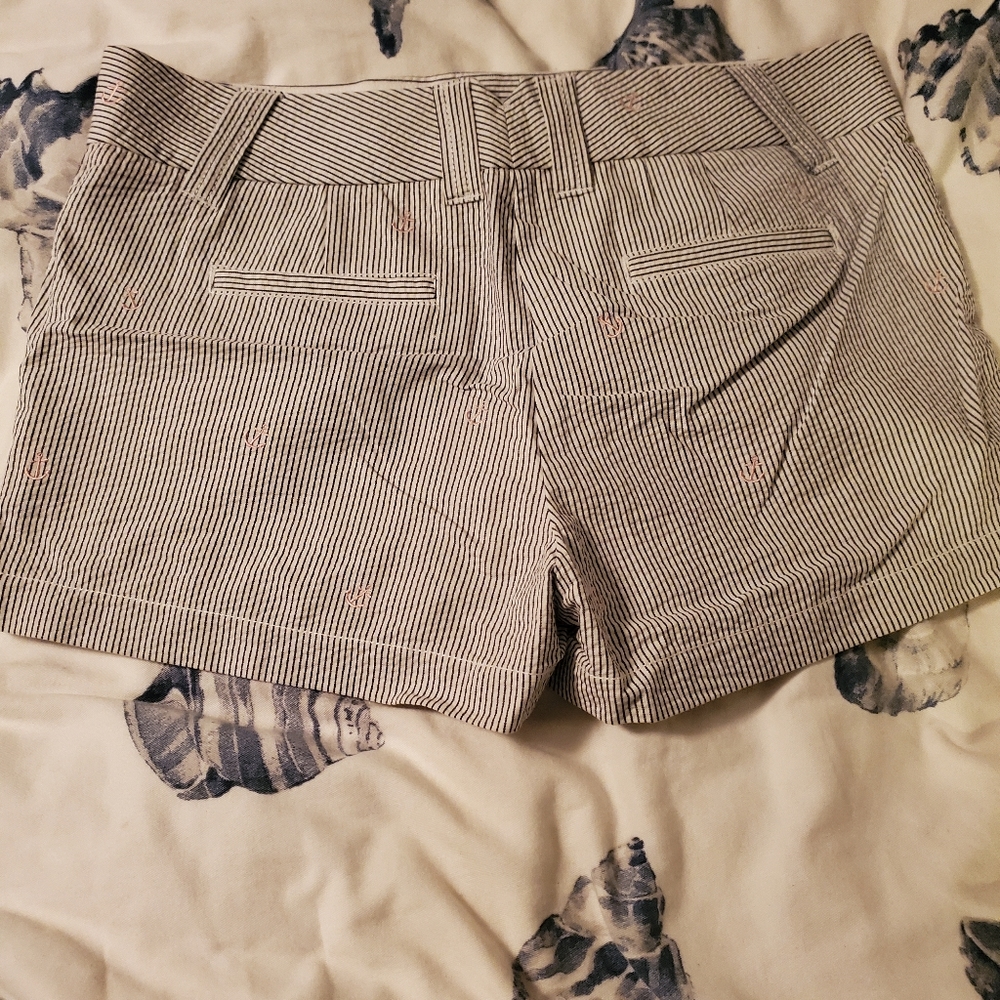 NWOT Jcrew shorts with pink anchors